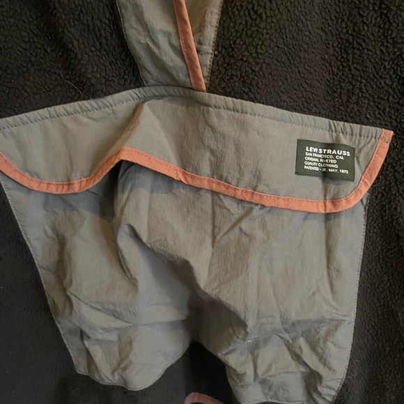 Levi's Black and Gray Jacket with Burgandy  Trim - Picture 3 of 6